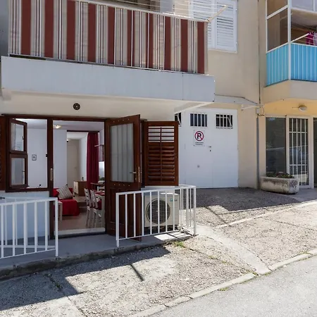 Chocolino Apartment *